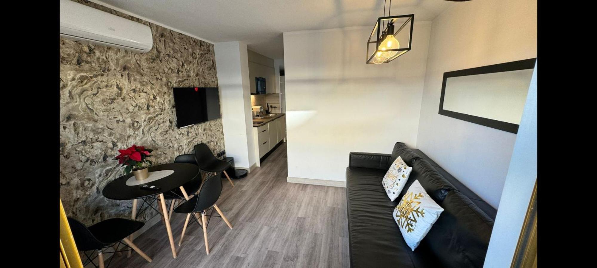 A Estrenar Preciosos Apartamentos Aparthotel Inter2, New Apartments Ln Aparthotel 12 Months Open! Self Check In! Reserva Garaje! サロウ エクステリア 写真